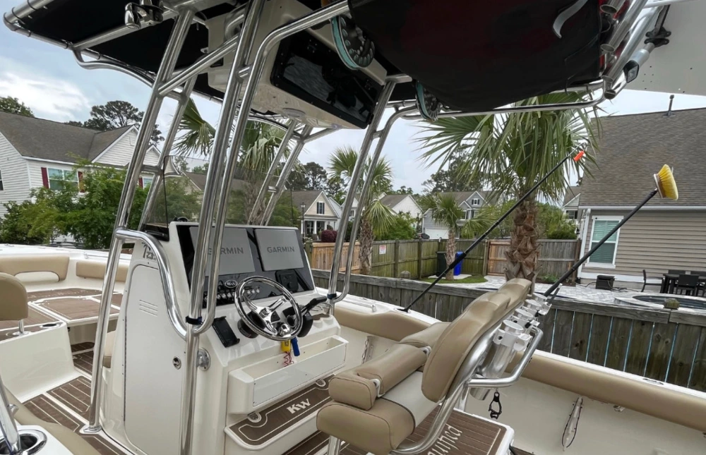 Certified vs Non-Certified Boat Detailers: The Difference?